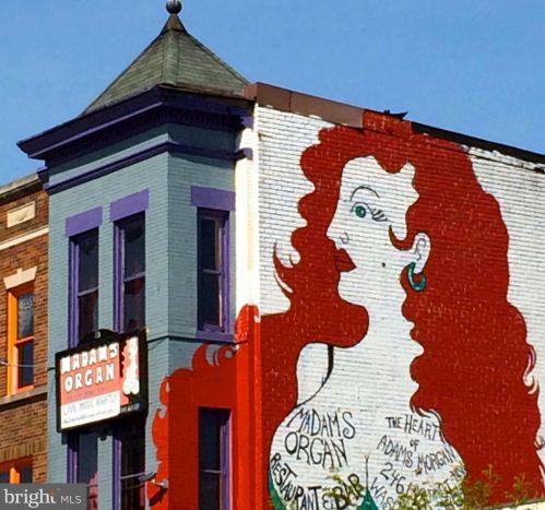 2328 Champlain St, Washington DC 20009-8601 exterior