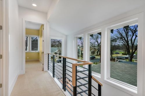 4105 Burnet Rd, Austin TX exterior