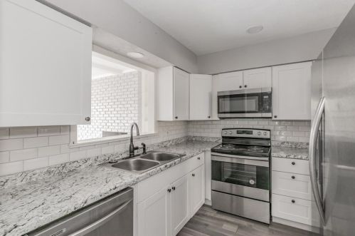 7609 Dentcrest Dr, Dallas TX 75254-8025 exterior