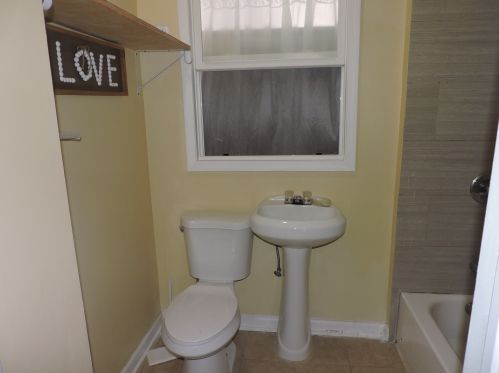 5301 Damen Ave, Chicago IL 60625-1103 exterior