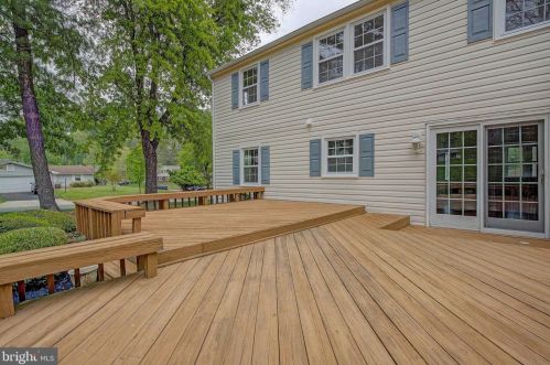 3301 Beret Ln, Silver Spring MD 20906-3028 exterior