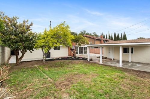 518 Orangethorpe Ave, Fullerton CA  92832-2803 exterior