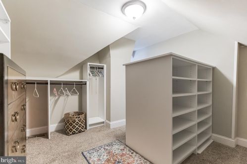 300 Collings Ave, Camden NJ 08107-1738 exterior