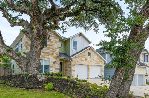 13004 Armaga Springs Rd, Austin TX  78727 exterior