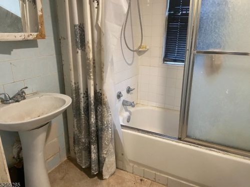 61 Highland St, Paterson NJ 07524-1908 exterior