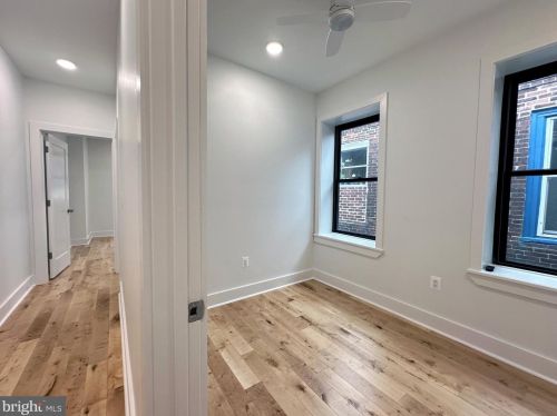 1639 Jackson St, Philadelphia PA 19145-3617 exterior