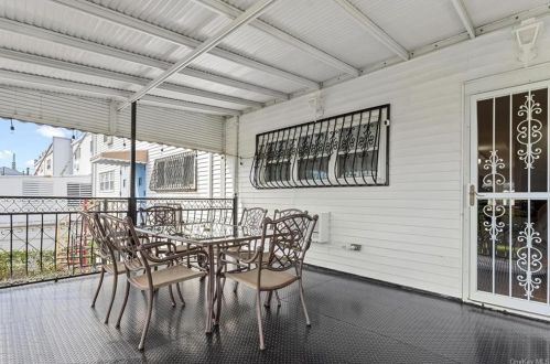 1274 Rev James A Polite Ave, Bronx NY 10459-2888 exterior