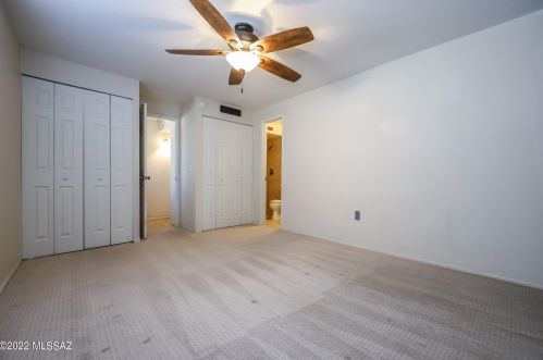 702 Kent Dr, Tucson AZ 85710-2442 exterior