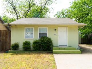 922 Elmdale Pl, Dallas TX  75224-1302 exterior
