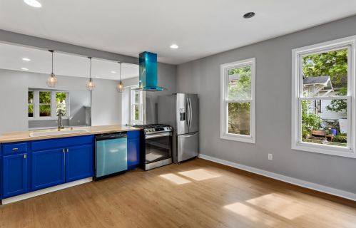 5451 Cherry St, Milwaukee WI  53208-2106 exterior