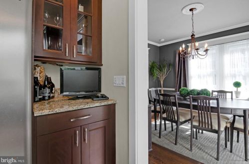 215 Marne Ave, Tavistock NJ 08033-1444 exterior