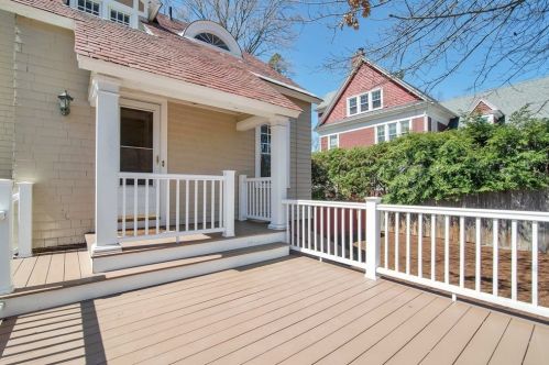 201 Longmeadow St, Springfield MA 01106-1337 exterior