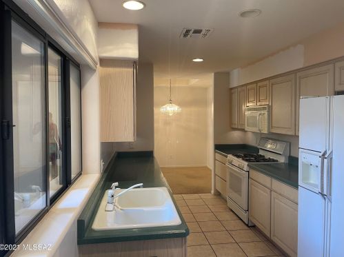 6326 Vuelta Tajo, Tucson AZ  85718-2236 exterior