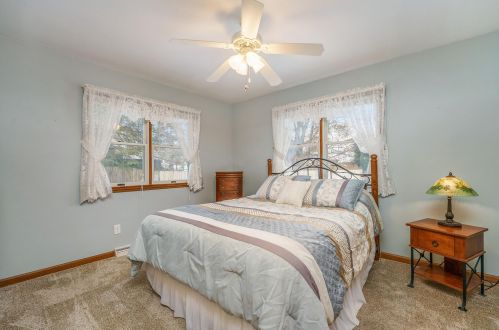 3660 Evaline Dr, Meskegon MI 49444-4133 exterior