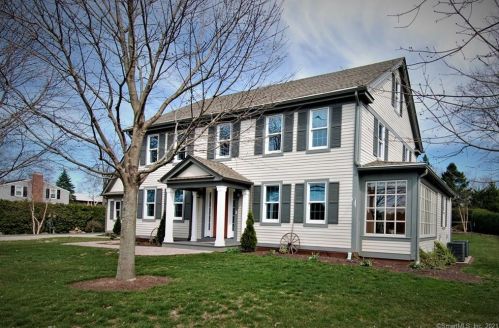 167 Abbe Rd, Enfield, CT 06082-5216