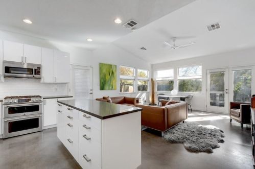 2009 14th St, Austin TX  78702-1301 exterior