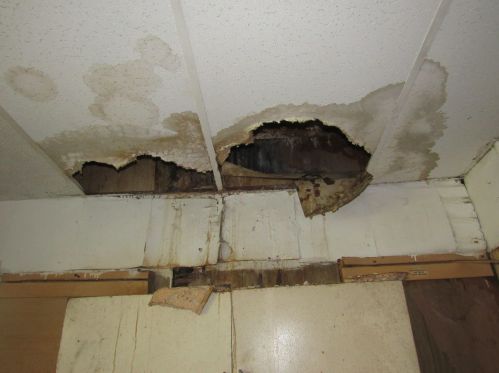 6729 Rhodes Ave, Chicago IL 60827-1340 exterior