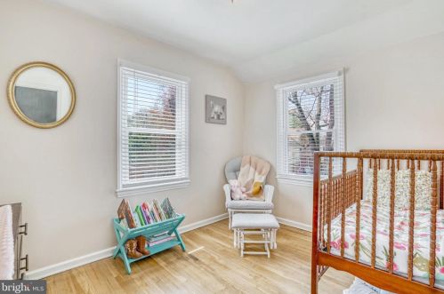 6014 Kings Hwy, Alexandria VA  22303-2232 exterior