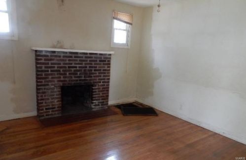 836 Elsworth Pl, Saint Louis MO  63135-3128 exterior