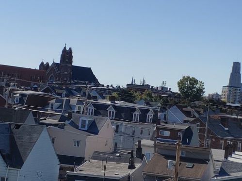 4550 Penn Ave, Pittsburgh PA 15224-1315 exterior