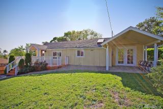 313 Earlington Ave, Seattle WA  98057-2223 exterior