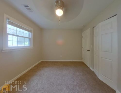 3823 Crosby Dr, Atlanta GA 30331-3432 exterior