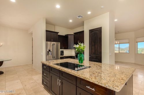 38421 19 Ave, Phoenix AZ 85009 exterior