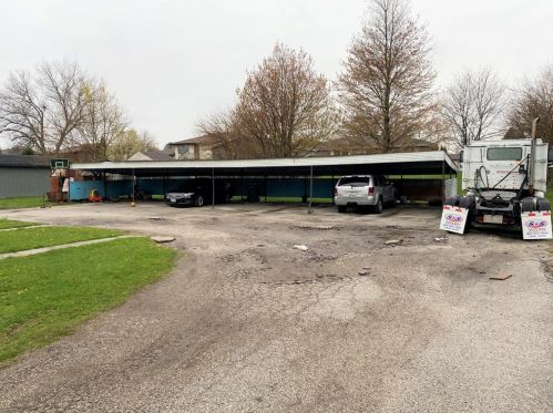 7542 Whitcomb St, Gary IN 46404-2618 exterior