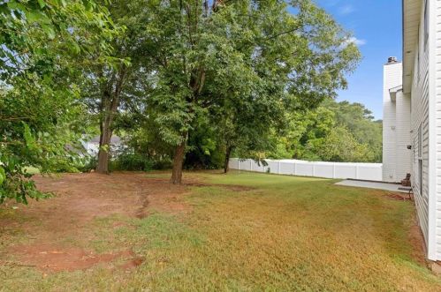 5961 Duren Mdw Dr, Lithonia GA 30058-3592 exterior