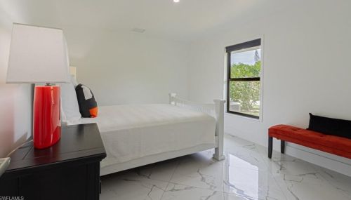 1919 Countess Ct, Naples FL 34110-1005 exterior