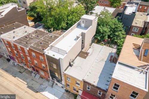 1628 Ellsworth St, Philadelphia PA 19146-2811 exterior