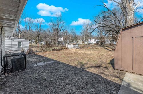 133 Reasor Dr, Saint Louis MO 63135-1127 exterior