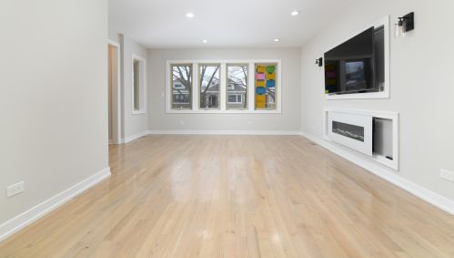 7810 Cressett Dr, Chicago IL  60707-1344 exterior