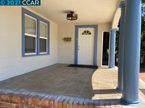 2172 Grant St, Concord, CA 94520-2352