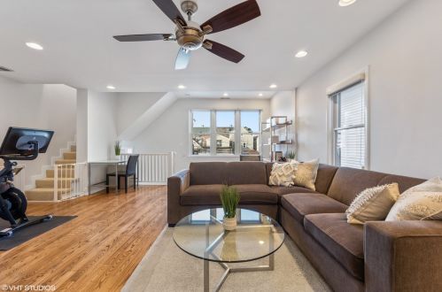 1444 George St, Chicago IL 60657-4103 exterior