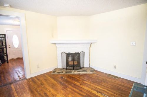 966 Mathews St, Atlanta GA 30310-2631 exterior