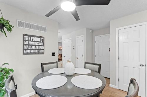 908 Falcon Dr, Imperial MO 63052-1747 exterior