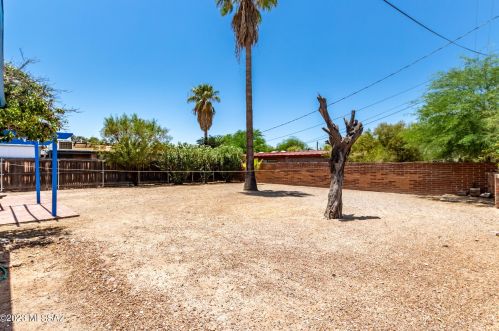 1211 Forgeus Ave, Tucson AZ  85716-3831 exterior