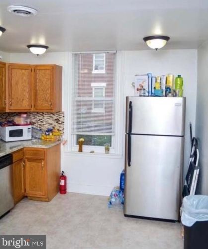 3618 19th St, Philadelphia, PA 19140-3904