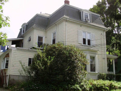 246 Central St, Newton, MA 02466-2329