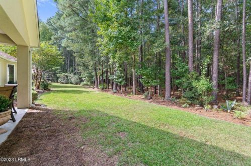 35 Cypress Holw, Bluffton SC 29909-5070 exterior