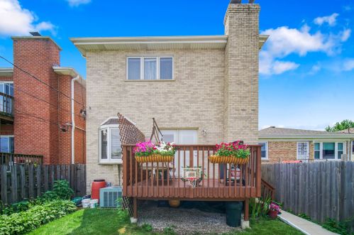 4523 Newland Ave, Chicago IL 60706-4842 exterior