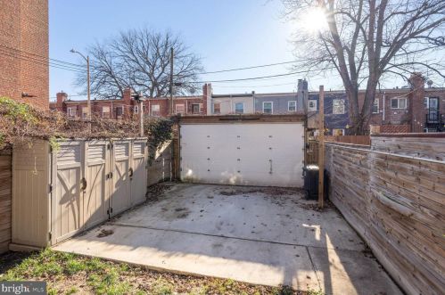 1741 Gales Pl, Washington DC 20002-7207 exterior