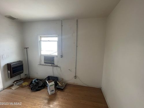 430 6 St, Tucson AZ 85716-4408 exterior