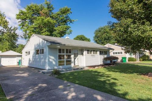 4908 Raven Rd, Louisville KY  40213-2322 exterior