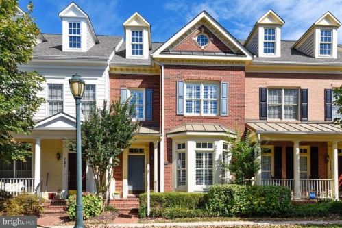 119 Jay Dr, Rockville, MD 20850-4703