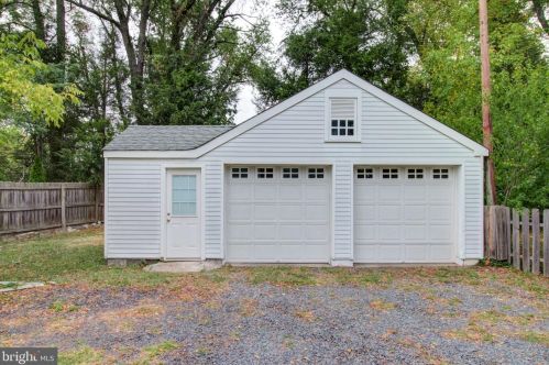 10 Clearview Ave, Trenton NJ 08619-1217 exterior