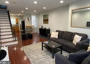 1542 Hicks St, Philadelphia PA  19146-4821 exterior