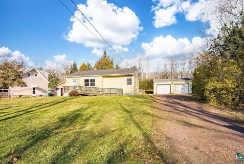 4825 Oakley St, Duluth MN 55804-1235 exterior