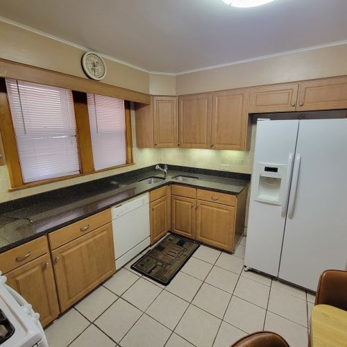 4427 Mason Ave, Chicago IL 60630-1912 exterior